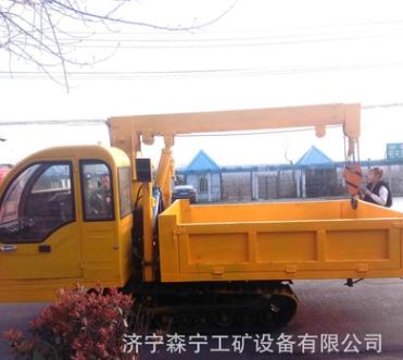 生產(chǎn)山地自卸工程履帶隨車吊 小型橡膠吊重運輸一體車吊車廠家