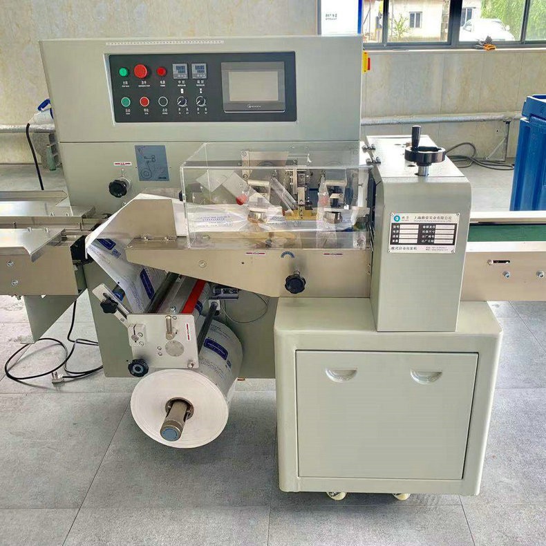 銷(xiāo)售香腸巧克力枕式包裝機(jī) 蛋糕掛面枕式包裝機(jī) 食品枕式包裝機(jī)