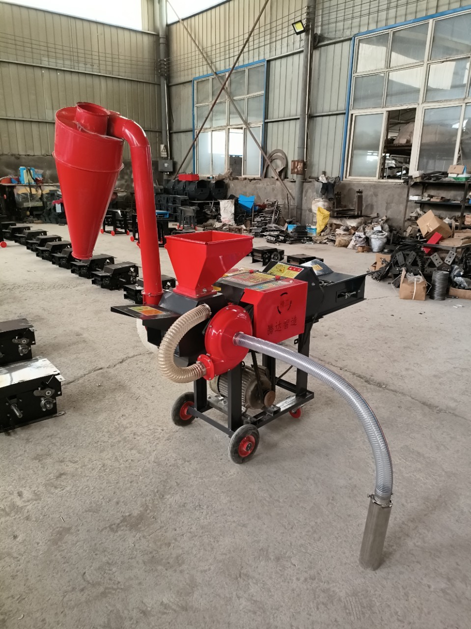 樹木電動(dòng)小型飼料機(jī)械家用鍘草機(jī)多功能牧草質(zhì)保一年豬飼料書