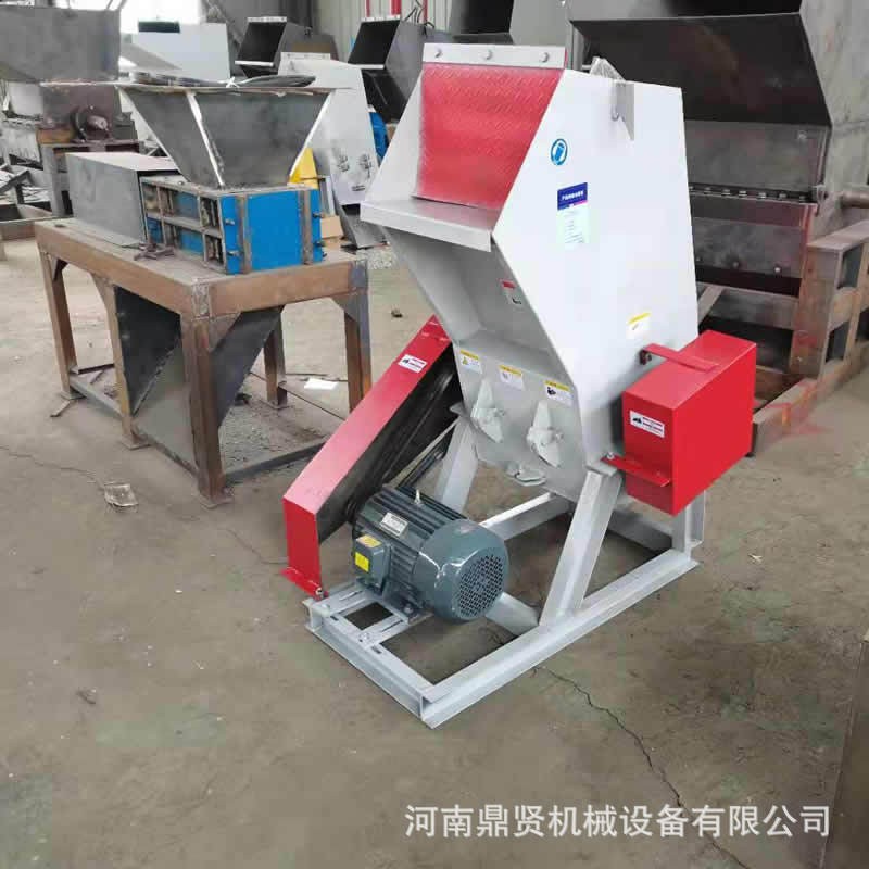 600型塑粉粉碎機 水果筐粉碎機設(shè)備 礦泉水瓶破碎機
