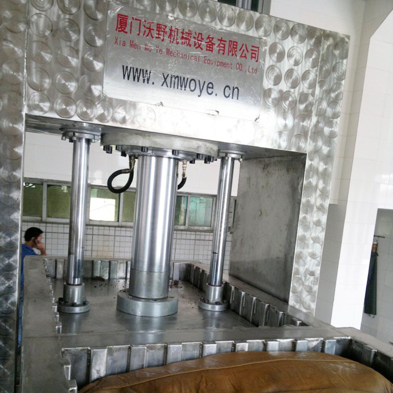 定制高鹽稀態(tài)醬油壓榨機 全自動液壓醬油提取機壓榨生產(chǎn)線設備