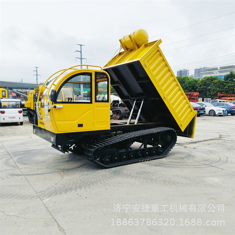 沼澤地行駛履帶運(yùn)輸車 柴油8噸坡地爬山虎 U型斗履帶混凝土運(yùn)輸車
