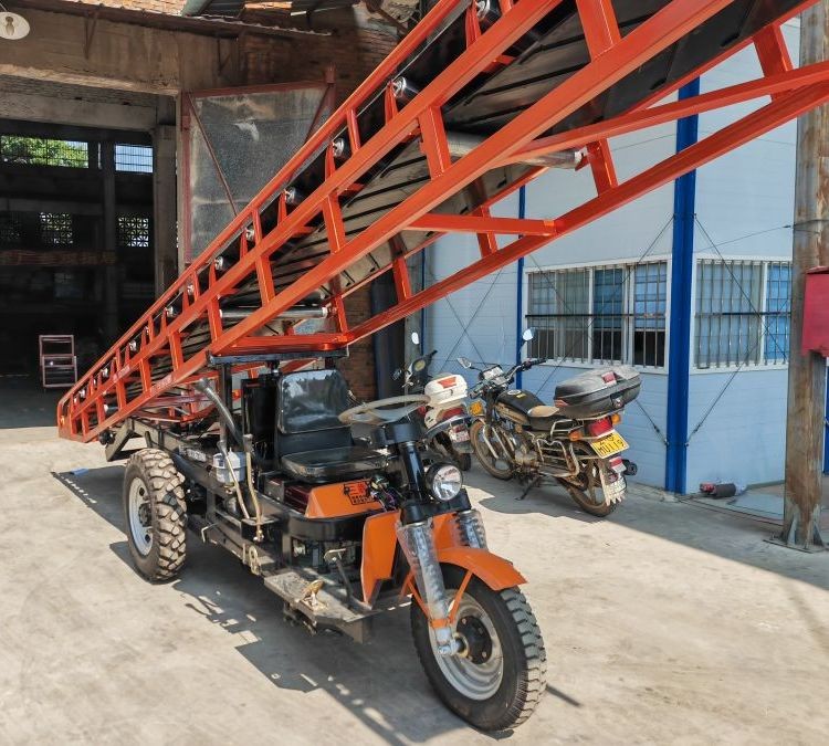 糧食運輸設(shè)備 電動行走式輸送機 傳送帶 運行穩(wěn)定 多種型號